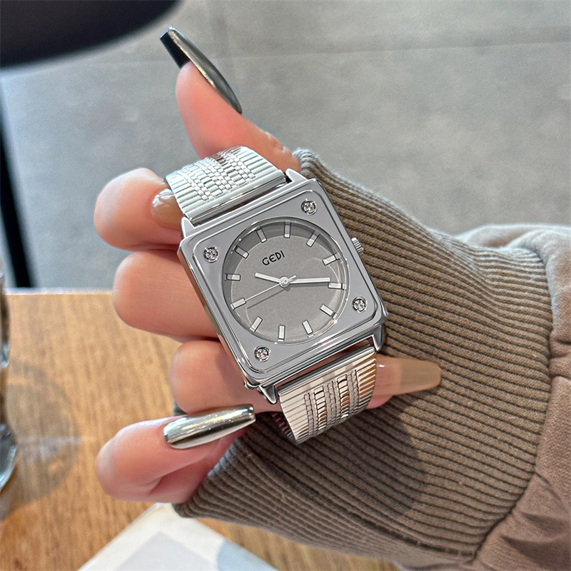 Montre minimaliste élégante et - Luxury Watch Gift For Her avis et prix